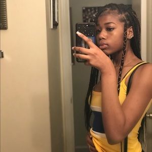 Meet your Posher, Samyra